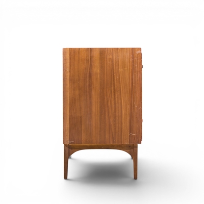  Kroehler Mfg Co Kroehler Mid Century Rosewood and Walnut Lowboy Dresser