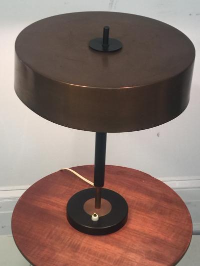  Kurt Versen Inc KURT VERSEN MODERNIST TABLE LAMP