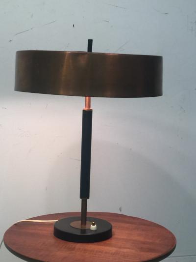  Kurt Versen Inc KURT VERSEN MODERNIST TABLE LAMP