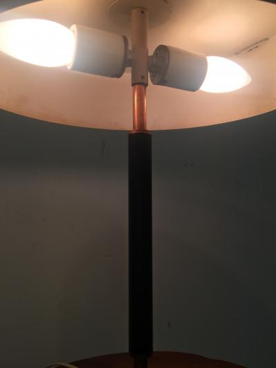  Kurt Versen Inc KURT VERSEN MODERNIST TABLE LAMP