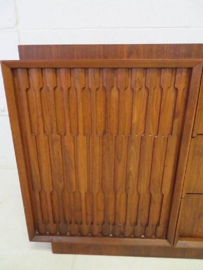  Lane Furniture Handsome American Brutalist Modern Sculptural Walnut Credenza Mid Century