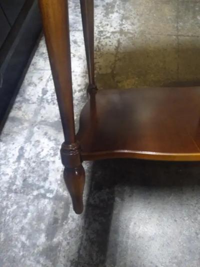  Lane Furniture Neoclassical Walnut Pedestal with shelf