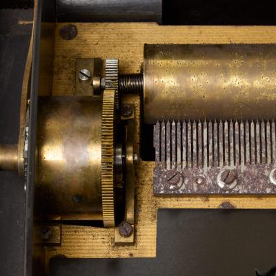  Langdorff Fils Antique marquetry wood music box by Langdorff Fils