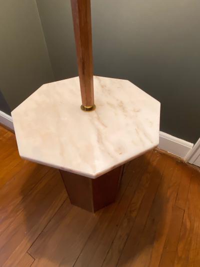  Laurel Lamp Company MARBLE BRASS AND WOOD OCTAGONAL FLOOR LAMP IN THE MANNER OF HARVEY PROBBER