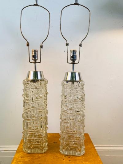  Laurel Lamp Company MID CENTURY PAIR OF MODERNIST GLASS AND CHROME LAMPS