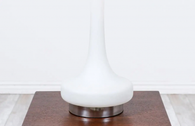  Laurel Light Co Mid Century Modern Frosted Glass Table Lamp by Laurel