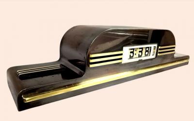  Lawson Time Inc Lawson Model P40 New Yorker Art Deco Electric Flip Clock