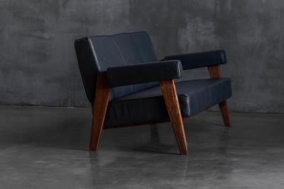  Le Corbusier Bridge Sofa by Le Corbusier and Pierre Jeanneret India 1950s