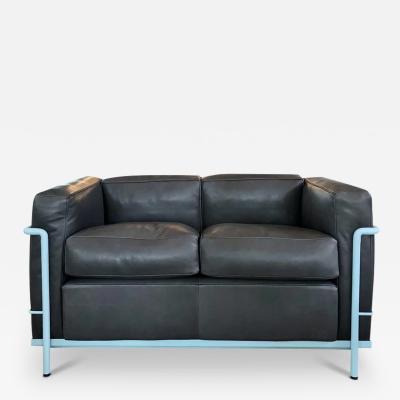  Le Corbusier IMAESTRI LE CORBUSIER 2 TWO SEATER SOFA IN LIGHT BLUE ENAMEL AND LEATHER