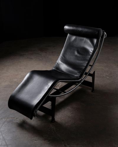  Le Corbusier Jeanneret Perriand Cassina LC4 Chaise Lounge by Le Corbusier Pierre Jeanneret Charlotte Perriand