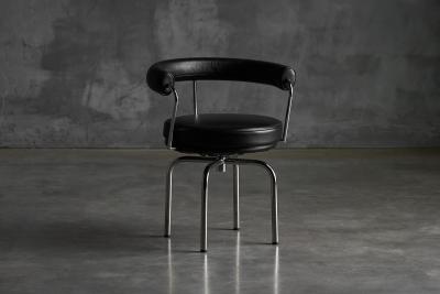  Le Corbusier Jeanneret Perriand LC7 Chairs by Charlotte Perriand Le Corbusier and Pierre Jeanneret 1980s