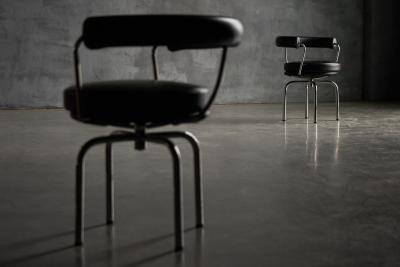  Le Corbusier Jeanneret Perriand LC7 Chairs by Charlotte Perriand Le Corbusier and Pierre Jeanneret 1980s