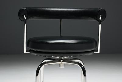  Le Corbusier Jeanneret Perriand LC7 Chairs by Charlotte Perriand Le Corbusier and Pierre Jeanneret 1980s