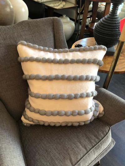 Le Lampade Lido White Grey Wool Pillow Le Lampade