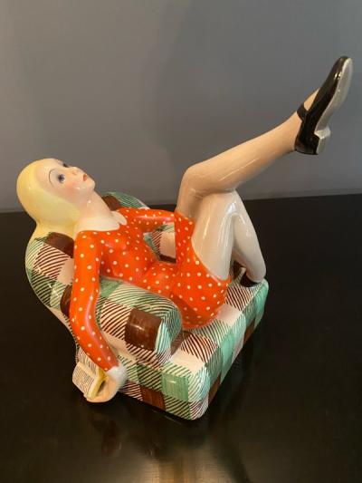  Lenci SUPERB LENCI ART DECO CERAMIC WOMAN IN CHAIR