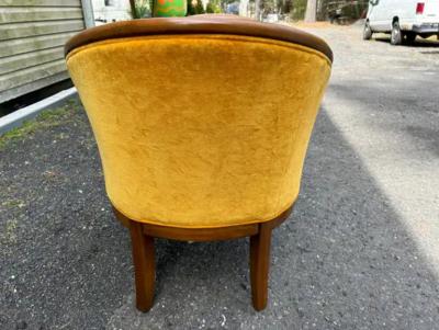  Lewittes Furniture Enterprises Elegant Pair Hollywood Regency Scoop Barrel Back Chairs Mid Century Modern