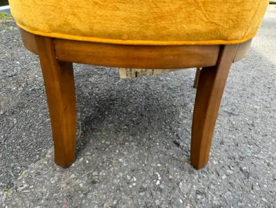  Lewittes Furniture Enterprises Elegant Pair Hollywood Regency Scoop Barrel Back Chairs Mid Century Modern