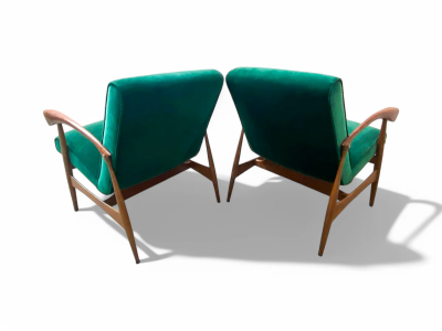  Liceu de Artes e Of cios Armchairs in Hardwood Green Velvet Liceu De Artes 1960s Lot 513