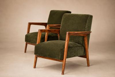  Liceu de Artes e Of cios Brazilian Modern Armchairs in Cavi na Olive Mohair Liceu de Artes e Of cios