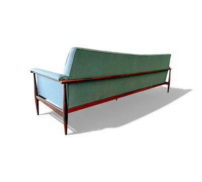 Liceu de Artes e Of cios Brazilian Modern Canoa Sofa in Rosewood and Upholstery Liceu de Artes 1960s