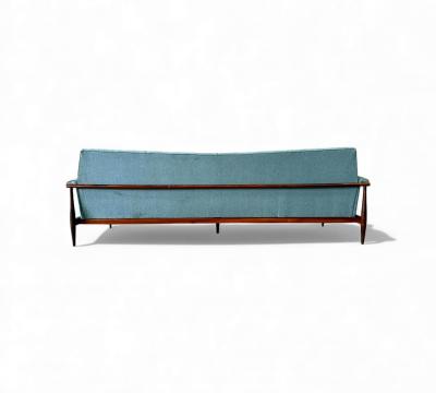  Liceu de Artes e Of cios Brazilian Modern Canoa Sofa in Rosewood and Upholstery Liceu de Artes 1960s