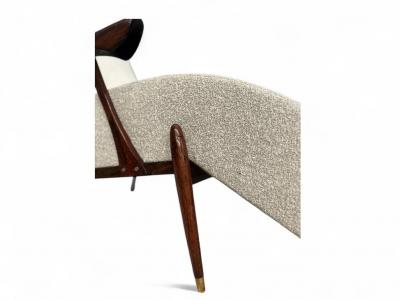  Liceu de Artes e Of cios Chaise Lounge in Beige Boucle Rosewood Att Liceu de Artes 1960s Lot 203A