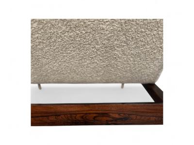  Liceu de Artes e Of cios Chaise Lounge in Beige Boucle Rosewood Att Liceu de Artes 1960s Lot 203A