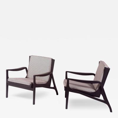  Liceu de Artes e Of cios Mid Century Modern Pair of Armchairs by Brazilian Designer Brazil 1960s