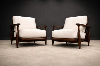  Liceu de Artes e Of cios Pair of Armchairs in Brazilian Rosewood Boucl by Liceu de Artes