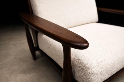  Liceu de Artes e Of cios Pair of Armchairs in Brazilian Rosewood Boucl by Liceu de Artes