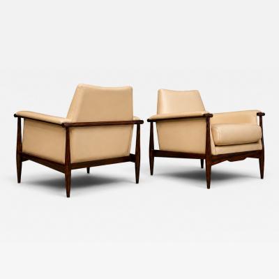  Liceu de Artes e Of cios Pair of Armchairs in Jacarand Rosewood and Leather Liceu de Artes e Oficios