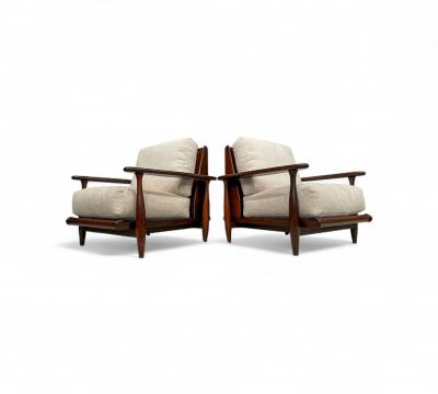  Liceu de Artes e Of cios Pair of Armchairs in Rosewood Boucle Liceu De Artes 1960s Lot 218