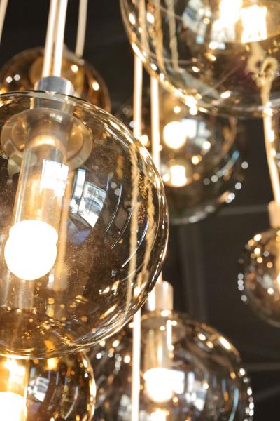  Lightolier Monumental Cascade Chandelier by Lightolier 16 Globes 1970s