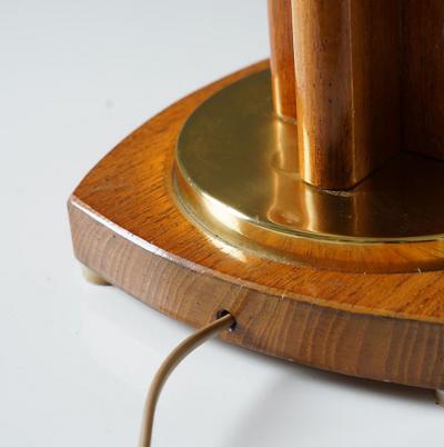  M llers Armatur Elektriska Scandinavian Midcentury Table Lamp in Oak and Brass by MAE Sweden