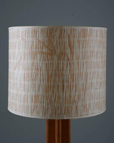  M llers Armatur Elektriska Scandinavian Midcentury Table Lamp in Oak and Brass by MAE Sweden