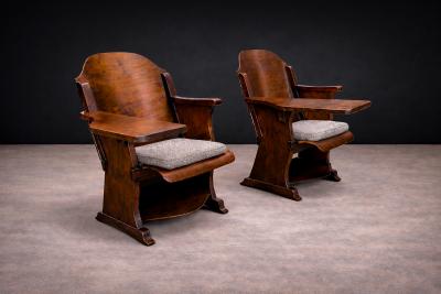  M veis Cimo Pair of Auditorium Armchairs in Bentwood M veis Cimo 1950s