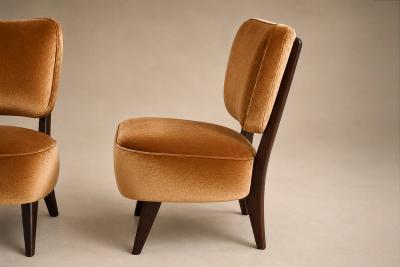  M veis Cimo Pair of Modern Lounge Armchairs in Imbuia Wood Camel Mohair Velvet by Cimo