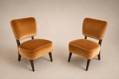  M veis Cimo Pair of Modern Lounge Armchairs in Imbuia Wood Camel Mohair Velvet by Cimo