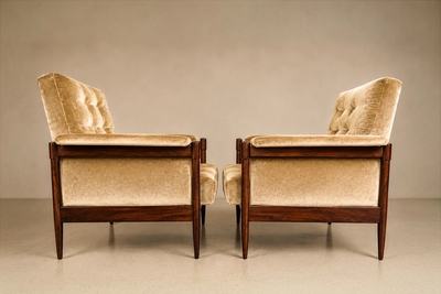  M veis Provenzal M veis Provenzal Lounge Chair in Jacaranda Champagne Mohair Velvet Brazil