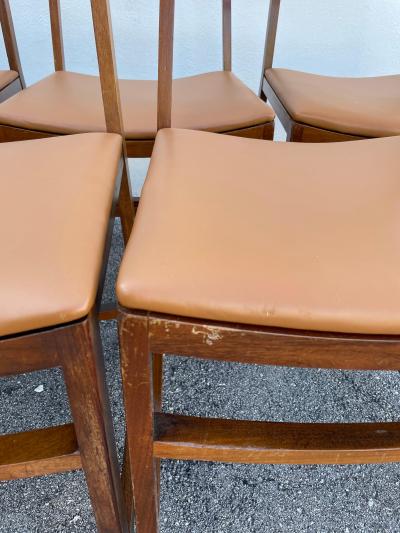  MIM Mobili Italiani Moderni Set of 10 Mid Century Modern Dining Chairs by Renato Venturi for MIM Roma