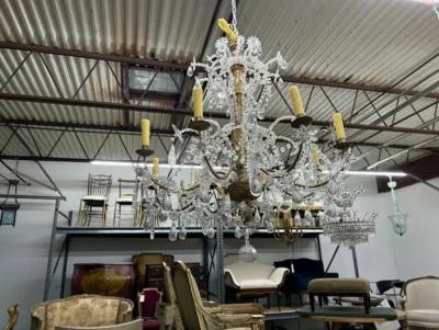  Maison Bagu s 19th Century Italian Giltwood And Crystal Genovese Chandelier