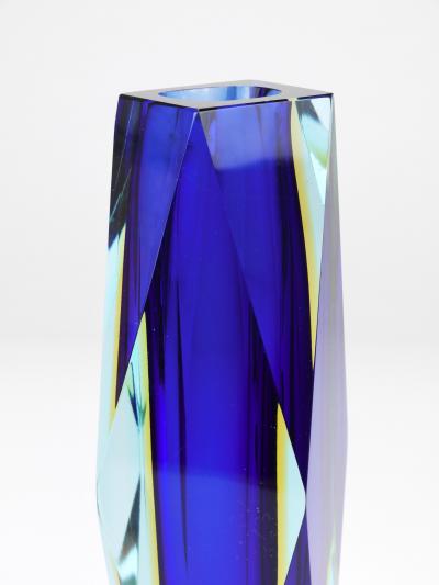 Mandruzzato Tall Mandruzzato Sommerso Faceted Murano Glass Block Vase Italy 1960s