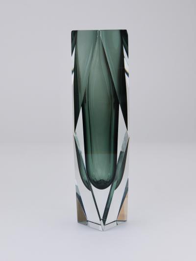  Mandruzzato Tall Mandruzzato Sommerso Faceted Murano Glass Block Vase Italy 1960s