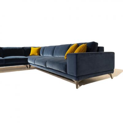  Mantellassi Tesla Sofa