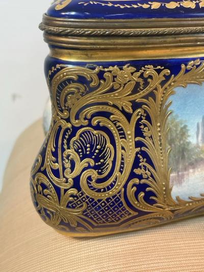  Manufacture Nationale de S vres Sevres Porcelain MONUMENTAL SEVRES PORCELAIN AND ORMOLU BOX