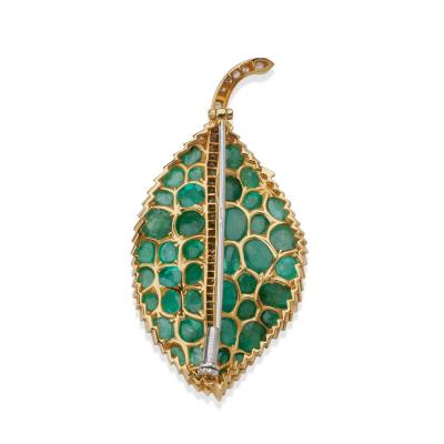  Mario Buccellati Mario Buccellati Emerald Leaf Brooch