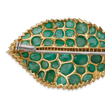  Mario Buccellati Mario Buccellati Emerald Leaf Brooch