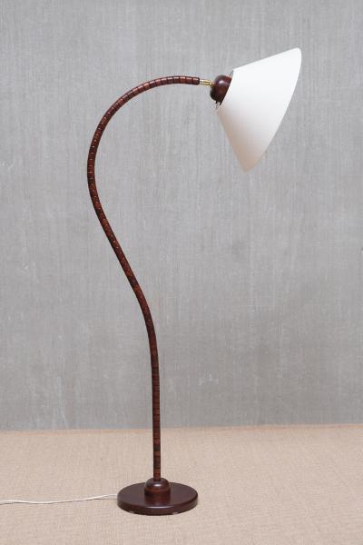  Marksl jd Sculptural Marksl jd Floor Lamp in Beech Wood Sweden 1960s