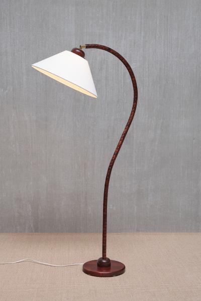  Marksl jd Sculptural Marksl jd Floor Lamp in Beech Wood Sweden 1960s