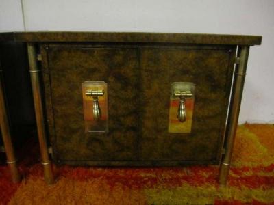  Mastercraft Fantastic Pair Of Burled Mastercraft Night Stand Mid century Modern